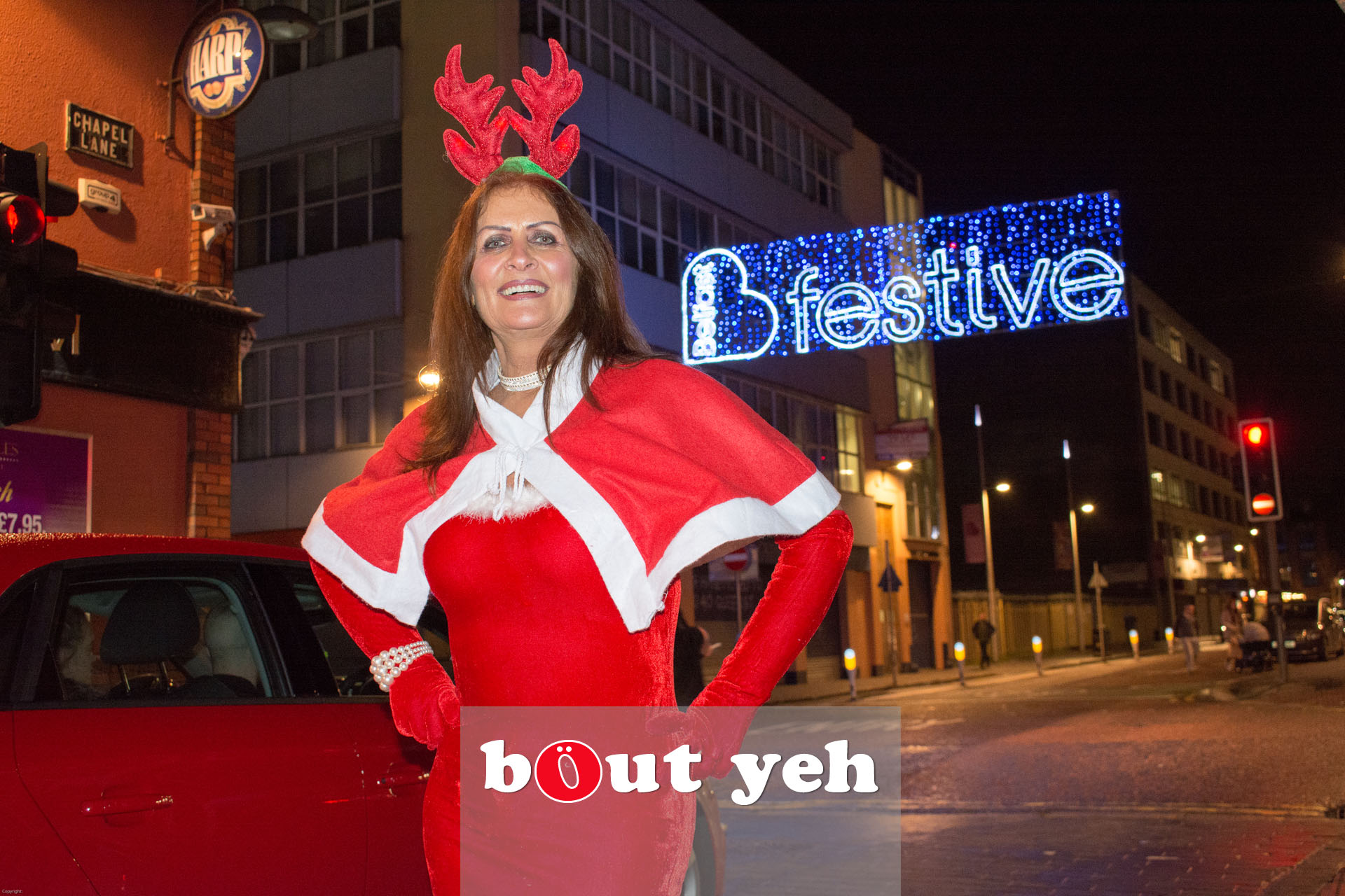 Woman wearing Christmas outfit in Belfast - bout yeh photographers Belfast photo 3378.