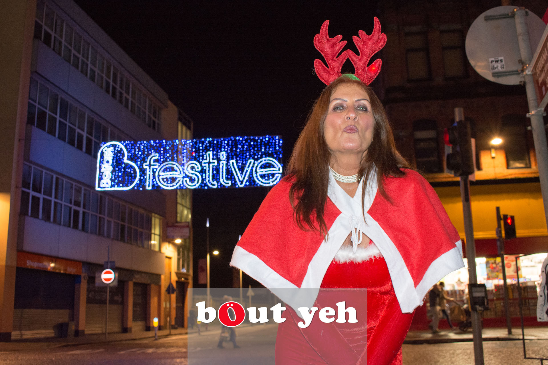 Woman wearing Christmas outfit in Belfast - bout yeh photographers Belfast photo 3380.