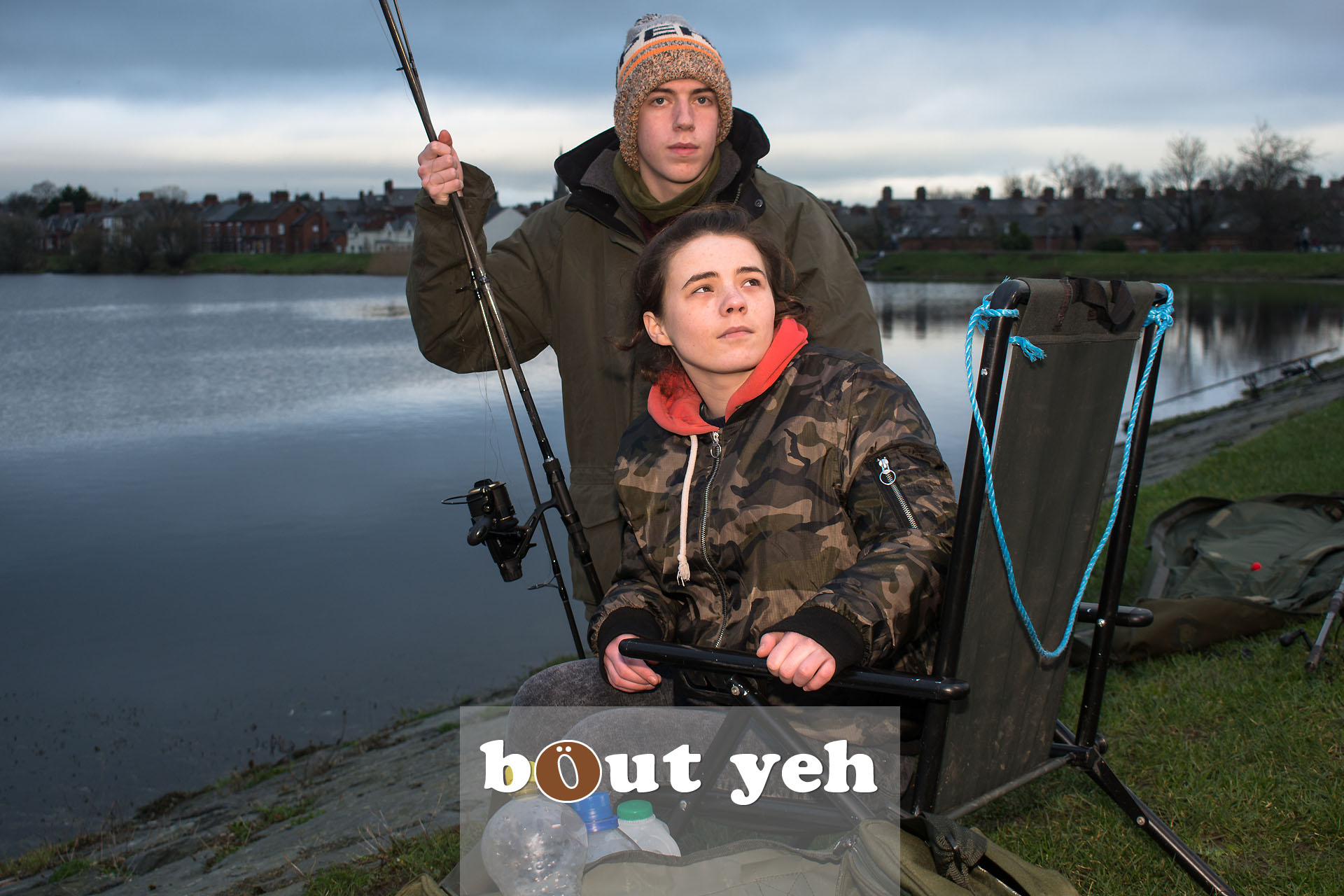 Young couple fishing at Waterworks, Belfast, Northern Ireland - bout yeh photographers Belfast photo 3954.