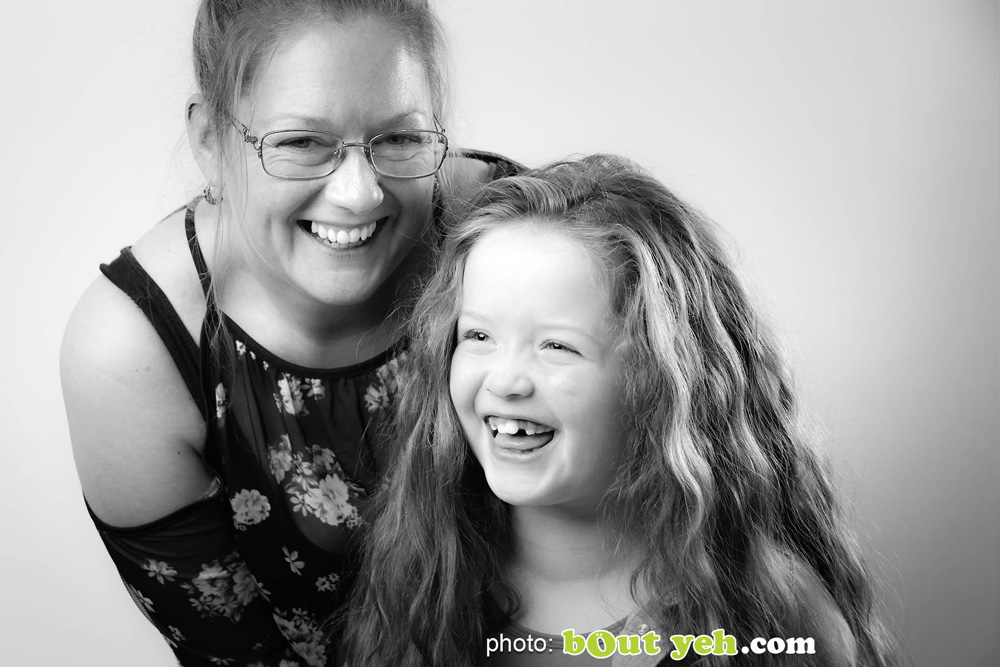 Actor Darcey McNeeley and mum Emma, by Bout Yeh photographers Belfast. Photo 4936. Featured image.