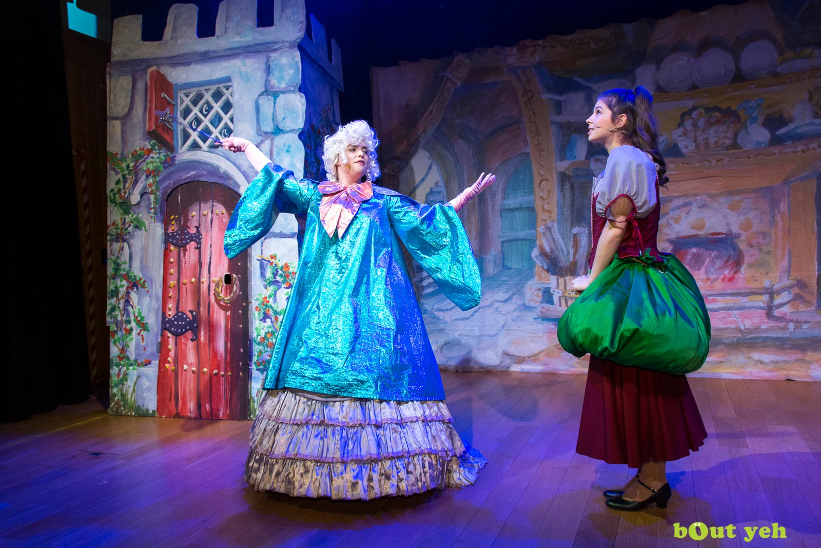 PR photographers Belfast portfolio photo 9934 of Cinderella pantomime at the Old Courthouse Theatre Antrim - Bout Yeh photography and video production services Belfast, Northern Ireland