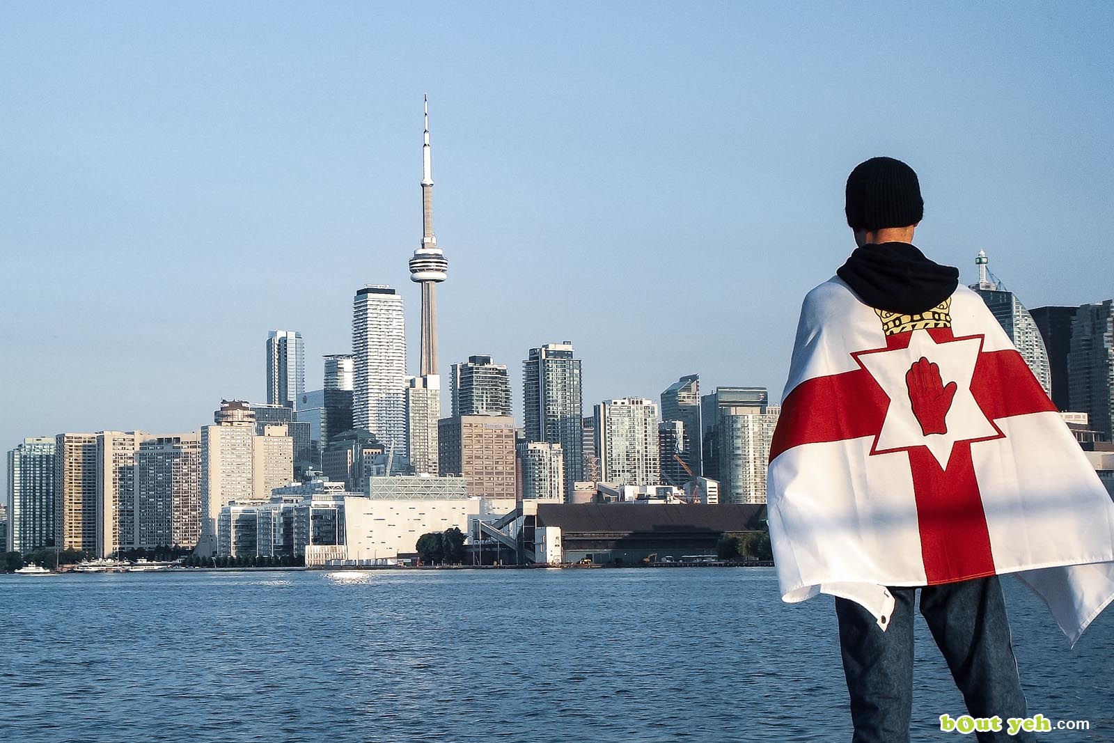 Andrew McLaughlin wearing Ulster flag in front of Toronto Canada - photo 4924 shared by Bout Yeh photographers Belfast