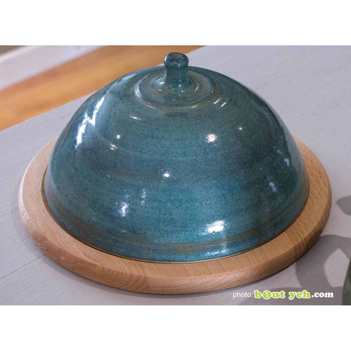 Cheeseboard bell and board - contemporary hand made Irish pottery. Photo 1471