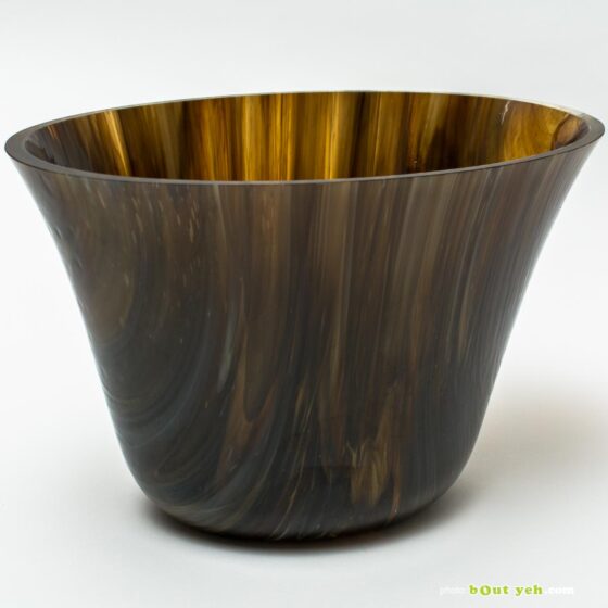 Bullseye eclipse bowl. streaky woodland brown, ivory and black photo 1681