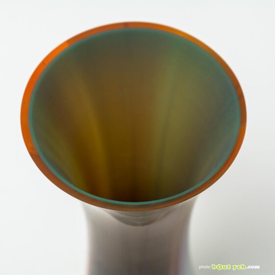 Contemporary orange bullseye tulip vase with green interior - hand made Irish glassware, photo 1674